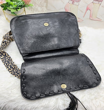 Load image into Gallery viewer, Vegan Saddle Crossbody Bag