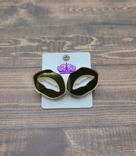 Load image into Gallery viewer, Mirror Lips Stud Earrings