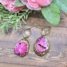 Load image into Gallery viewer, Druzy Geode Slice Necklace