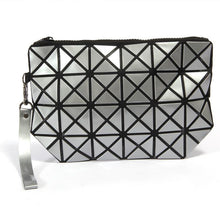 Load image into Gallery viewer, Glossy Diamond Pattern Clutch Bag