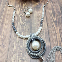 Load image into Gallery viewer, Pearl Beaded Tassel Necklace