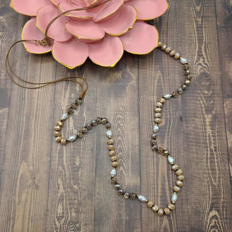 Pearl and Crystal Beaded Necklace