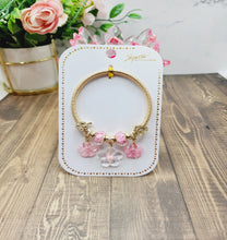 Load image into Gallery viewer, Girl&#39;s Flower Charm Bracelet
